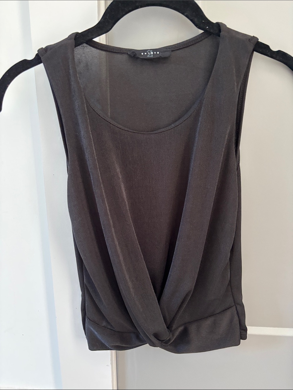 Sleeveless Twist-Front Tank Top - Gray